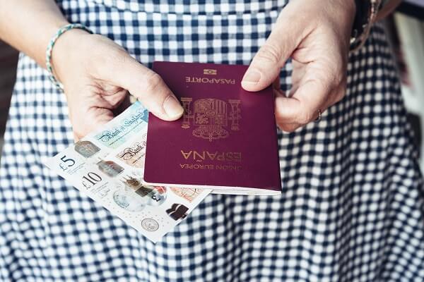 Saiba sobre as possibilidades de Visto de Trabalho na Espanha